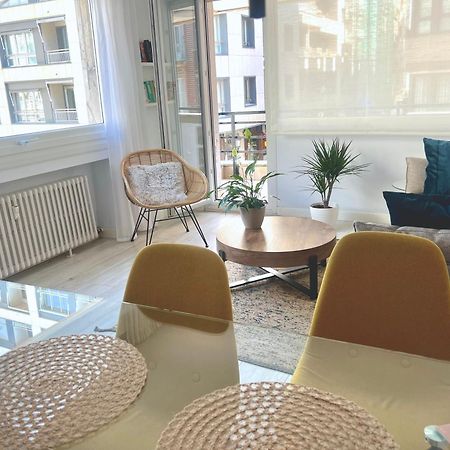 New Gorgeous Central Apartment - Beachfront - 3 Bd Сан Себастиан Екстериор снимка